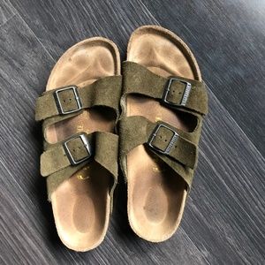 Birkenstock Arizonas: Men's Suede